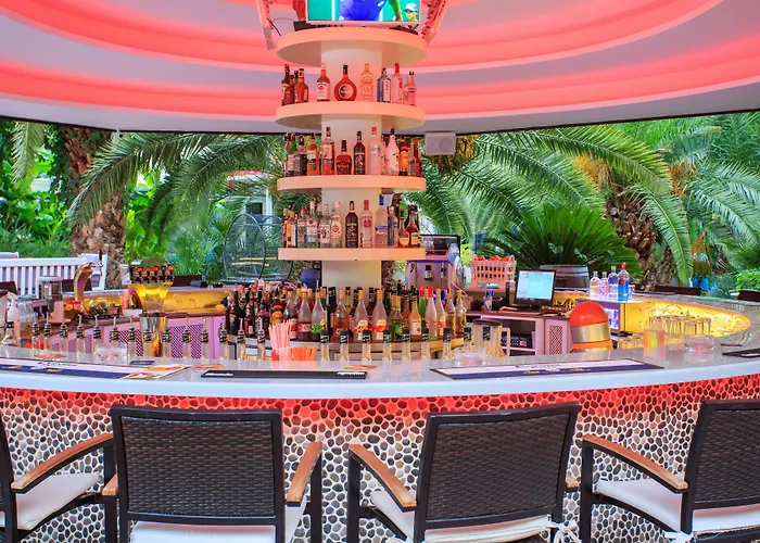 Flamingo & - Pet Friendly 3*