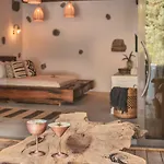 Flamingo & - Pet Friendly Отель