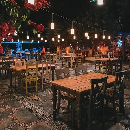 Flamingo & - Pet Friendly Hotel 3*