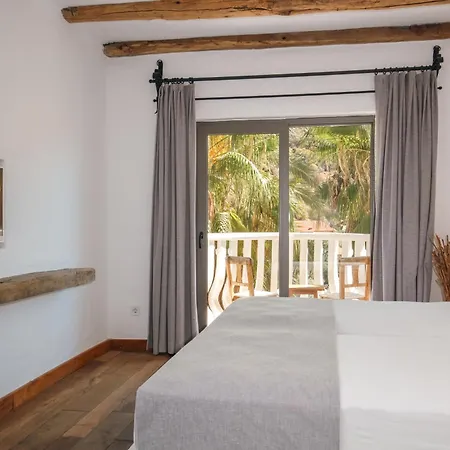 Hotel Flamingo & - Pet Friendly
