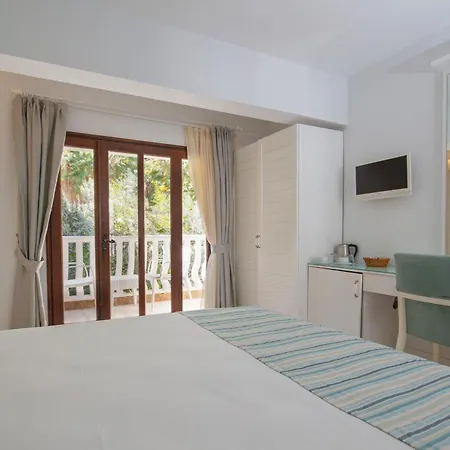 Flamingo & - Pet Friendly Hotel Ölüdeniz