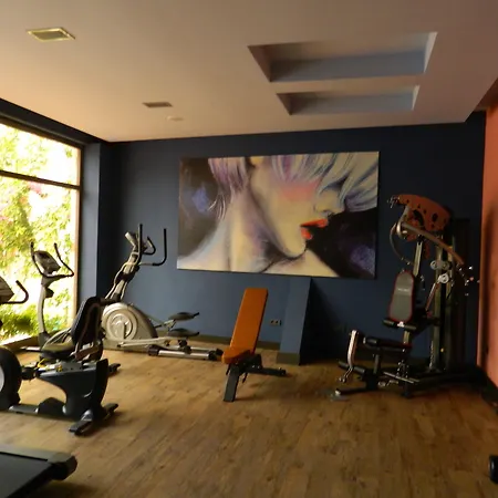 Flamingo & - Pet Friendly Hotel 3*