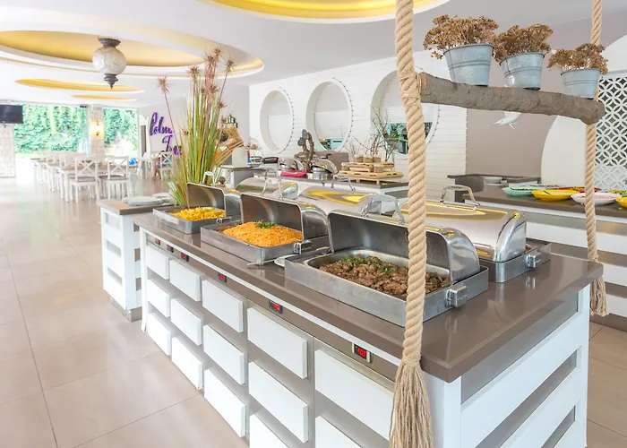 Flamingo Hotel&spa - Pet Friendly 3* Öludeniz