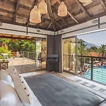 Flamingo & - Pet Friendly 올루데니스