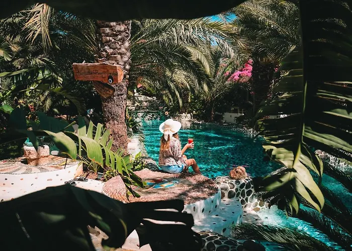 Flamingo & - Pet Friendly Отель