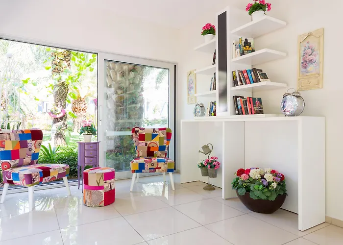 Flamingo & - Pet Friendly Отель Олудениз