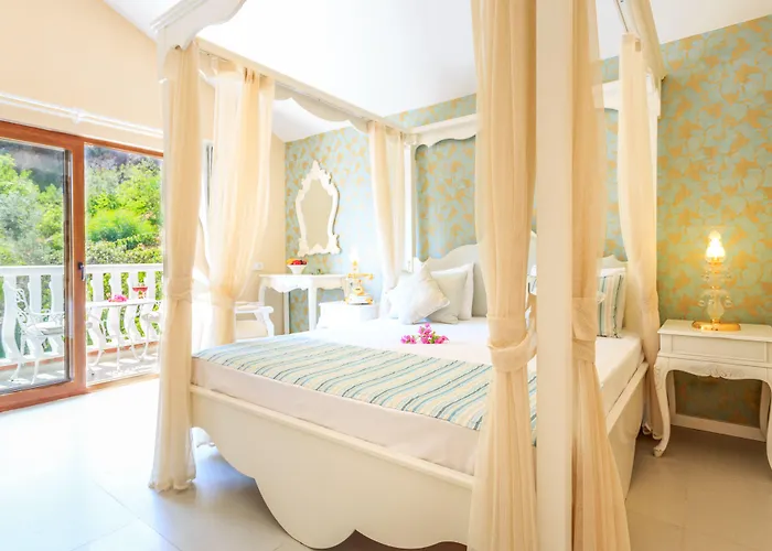 Отель Flamingo & - Pet Friendly